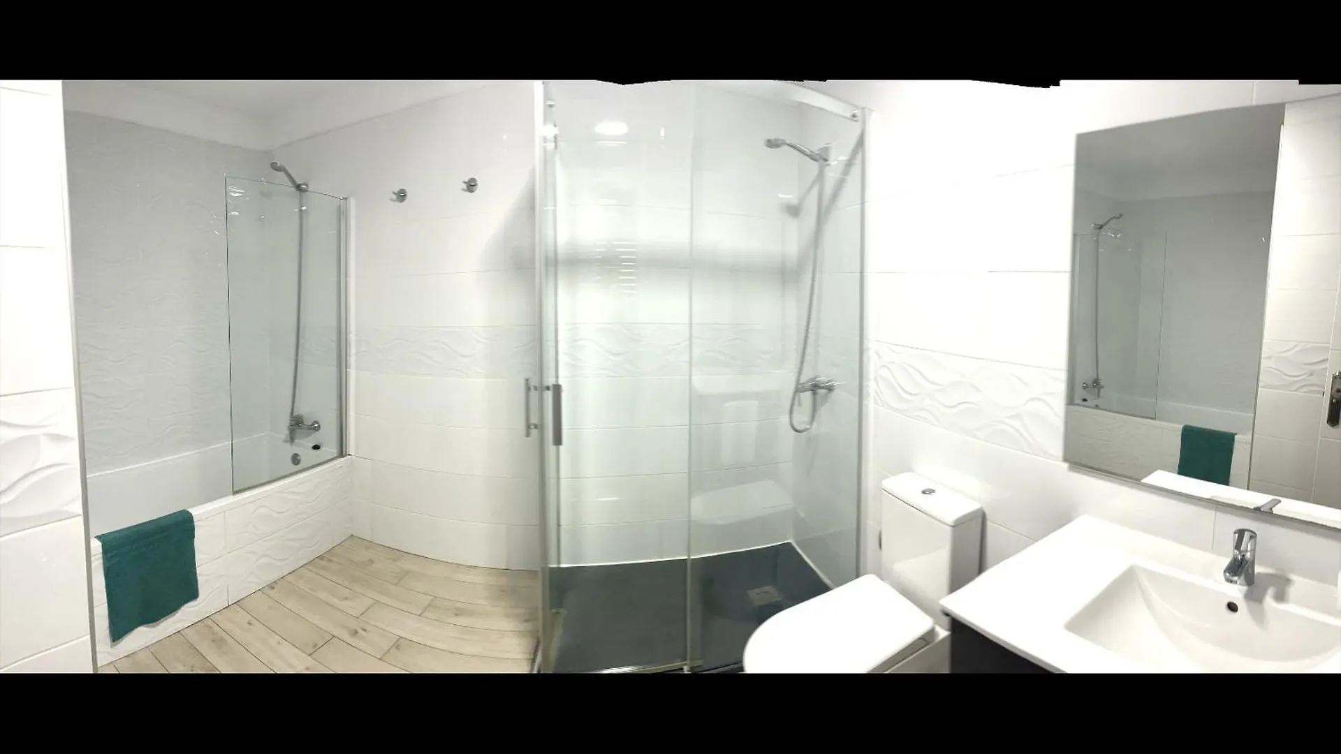 Green Sea Apartment Адехе